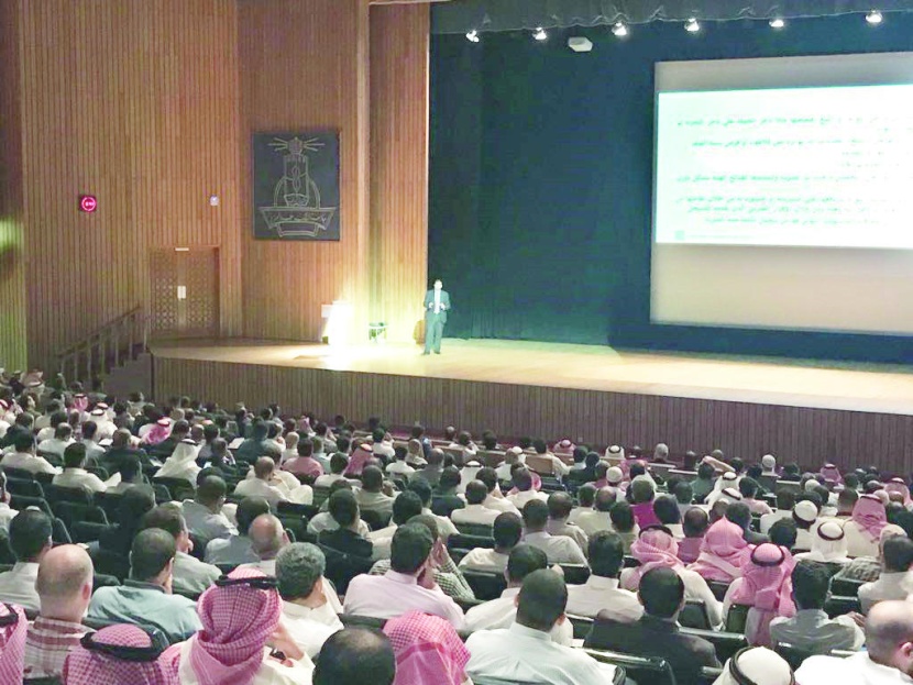 «المحاسبين» وكلية المجتمع بجامعة الملك عبد العزيز تنظمان الندوة الثانية لضريبة القيمة المضافة