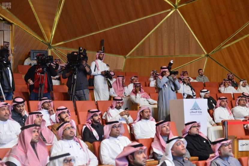 الدفعة الأولى في 2018.. "الإسكان" و"العقاري" تطلقان 19 ألف منتج سكني