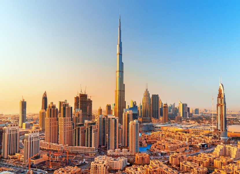 "دبي" تفتتح أعلى فندق في العالم