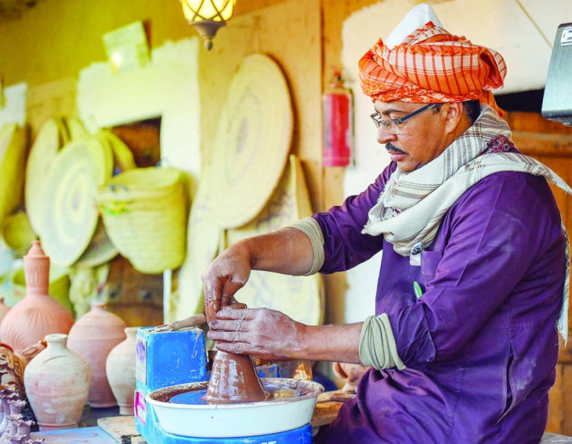المهرجانات الثقافية السعودية .. بوابة الباحثين عن الرزق