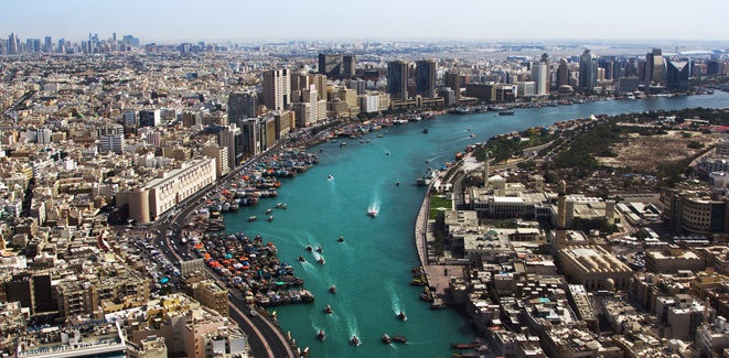 خور دبي شريان التراث والحداثة