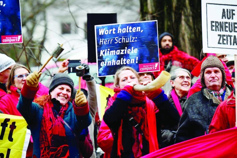 مطالب بعقود عمل محددة المدة