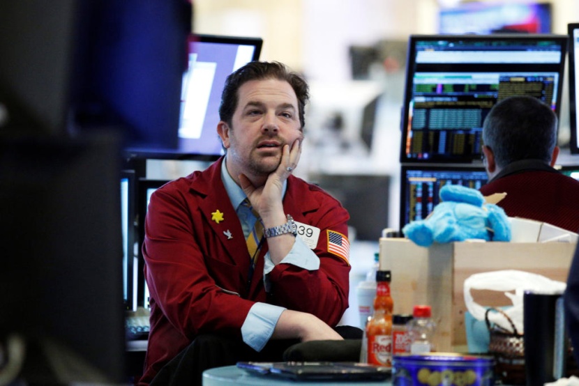 قصة مصورة.. الأسهم الأمريكية تسجل أدنى هبوط في يوم واحد منذ 6 سنوات