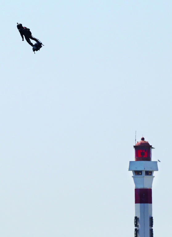 عروض في سماء باري