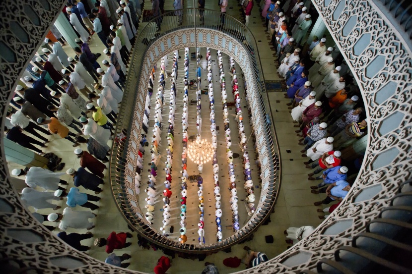 قصة مصورة: رمضان حول العالم