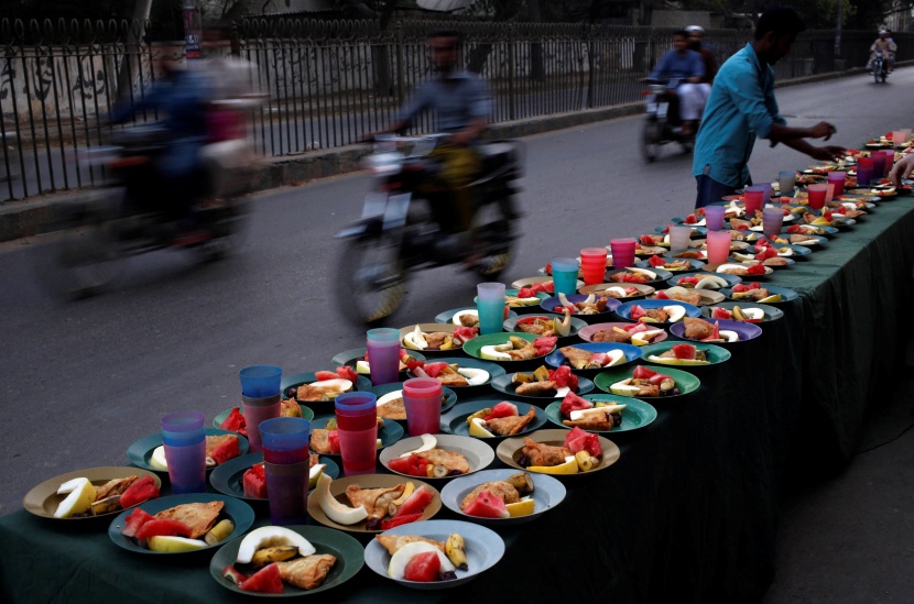 قصة مصورة: رمضان حول العالم