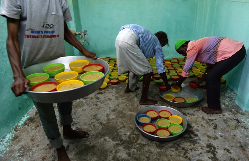 قصة مصورة: رمضان حول العالم