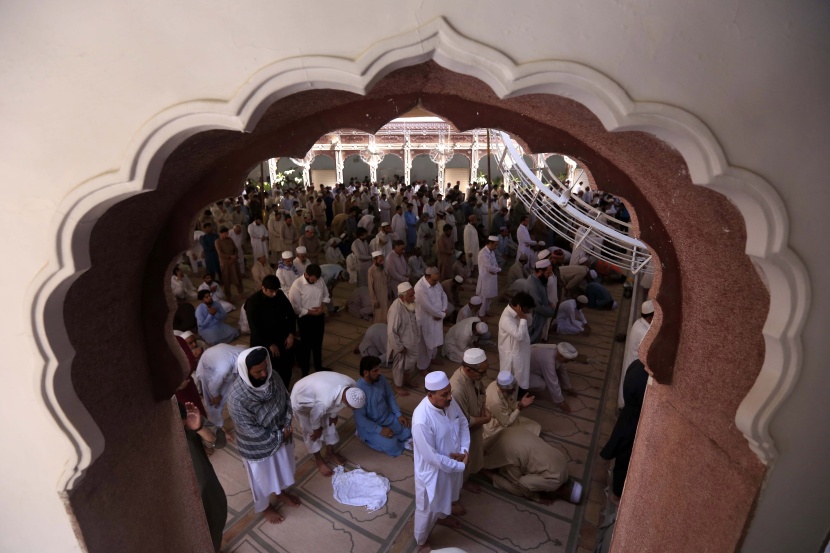 قصة مصورة: رمضان حول العالم