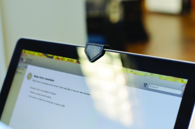 خطر برمجيات الكاميرا الأمامية للكمبيوتر تعود من جديد وتهدد المستخدمين