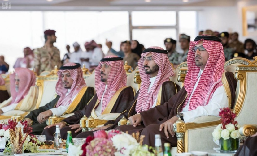 قصة مصورة: وزير الداخلية يرعى الحفل السنوي لاستعراض قوات أمن الحج 