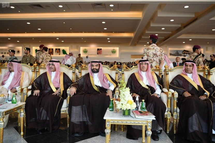 قصة مصورة: وزير الداخلية يرعى الحفل السنوي لاستعراض قوات أمن الحج 