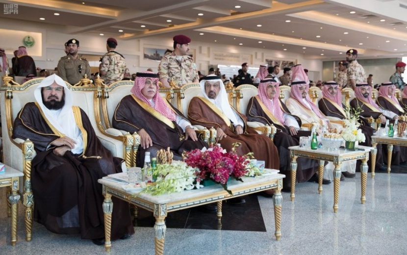 قصة مصورة: وزير الداخلية يرعى الحفل السنوي لاستعراض قوات أمن الحج 