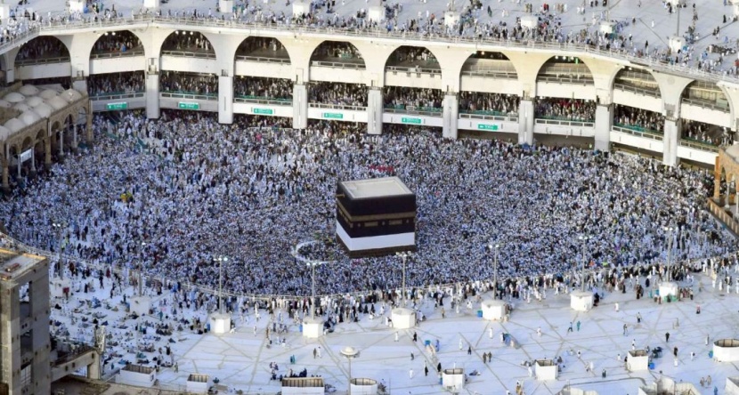 صور من سماء مكة ترصد الجهود التي تقوم بها الجهات الحكومية والأهلية لخدمة الحجاج