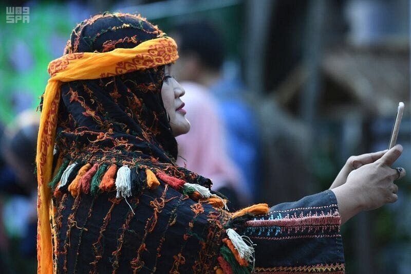 جناح النخلة وعرض الأزياء التراثية يجذب زوار "البيت السعودي" في جاكرتا