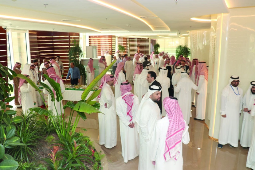 «العربي الوطني» يقيم حفل معايدة