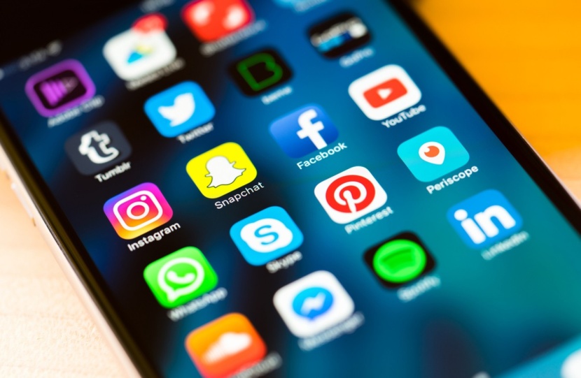 ضد "شبكات التواصل".. حملة مقاطعة للتوعية بمخاطر الشبكات 