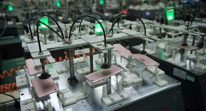 فيروس "غامض" يوقف مصانع عدة لرقاقات الهواتف الذكية