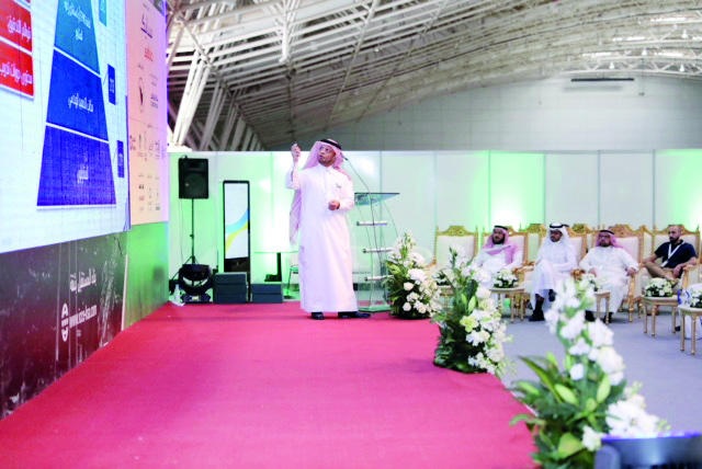 أحمد البلوي متحدثا في مؤتمر المقاولات الدولي