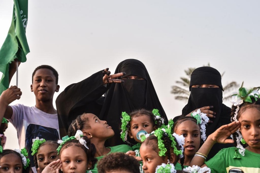 قصة مصورة: احتفالات في كل أنحاء المملكة احتفاءا بيوم الوطن