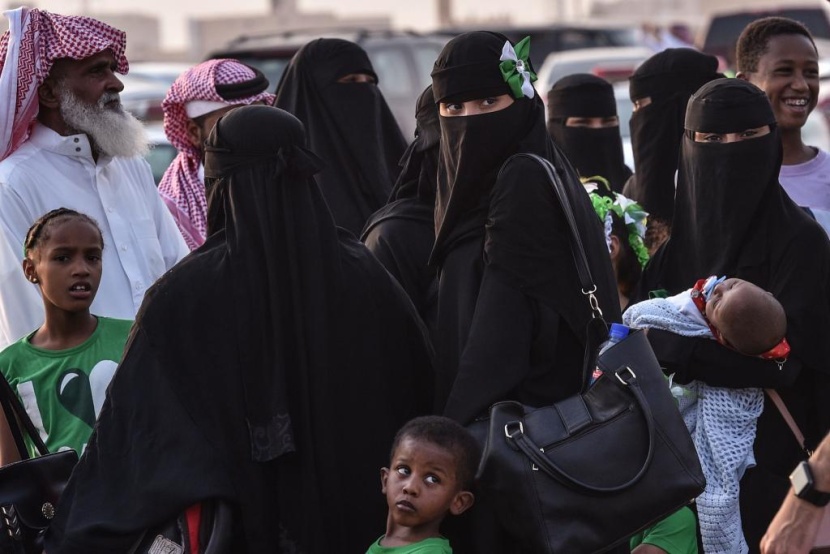 قصة مصورة: احتفالات في كل أنحاء المملكة احتفاءا بيوم الوطن