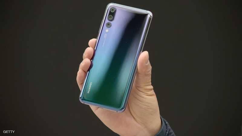 بعد إزاحة أبل.. العملاق الصيني يزاحم سامسونغ على الصدارة