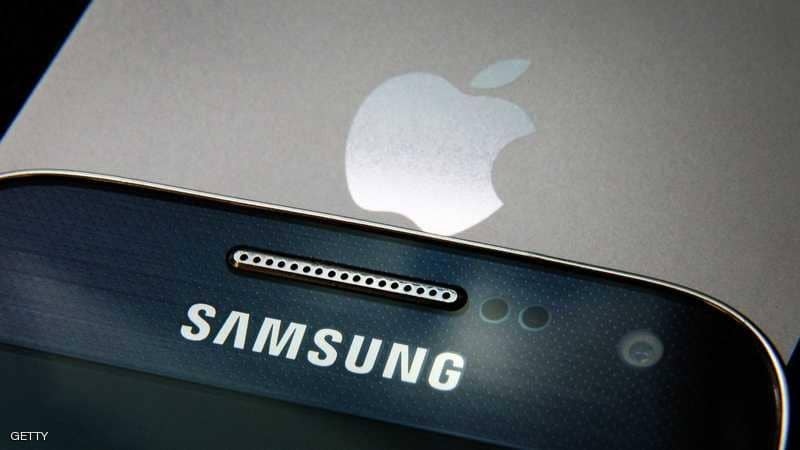 "إبطاء" الأجهزة القديمة يغرم أبل وسامسونغ الملايين
