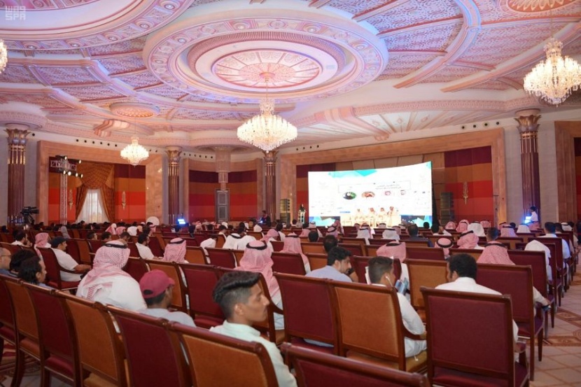 159 مشاركا في هاكاثون "عالم التطبيقات" يتنافسون لإيجاد حلول تقنية لـ 3 جهات مختلفة