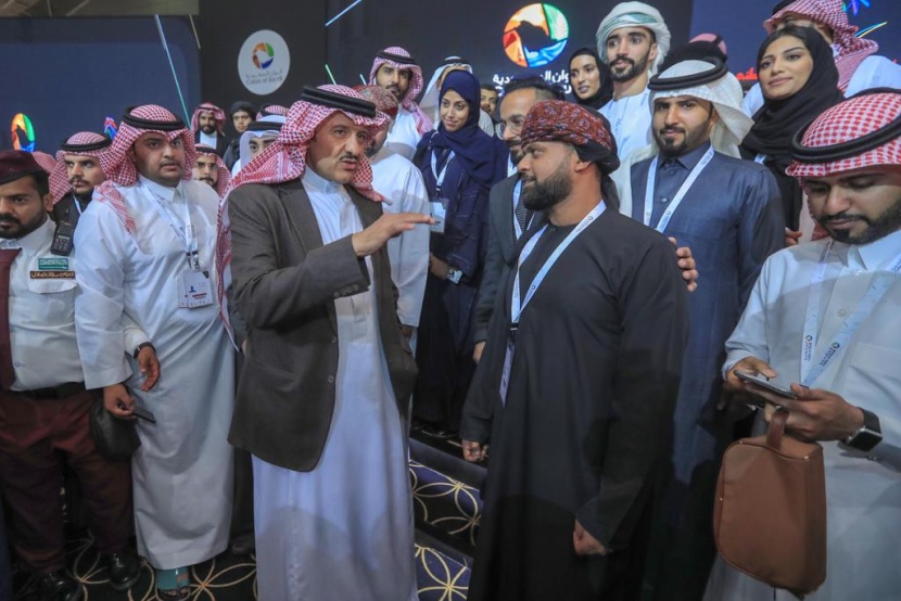 الأمير سلطان بن سلمان يطلق النسخة السابعة من ملتقى ألوان السعودية