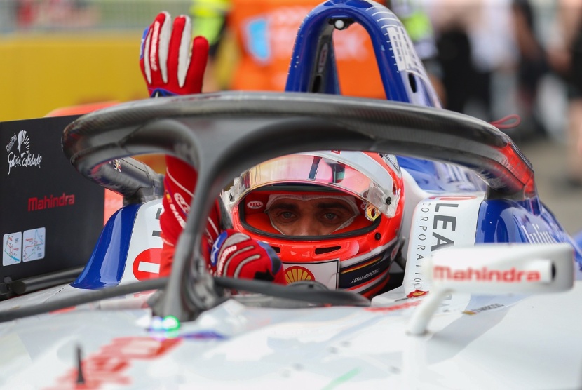 قصة مصورة : فورمولا اي الدرعية