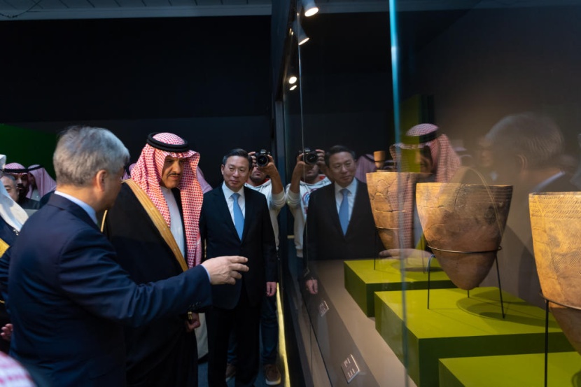 الأمير سلطان بن سلمان يفتتح معرض "التاريخ والثقافة الكورية.. رحلة آسرة إلى الحضارة الكورية"