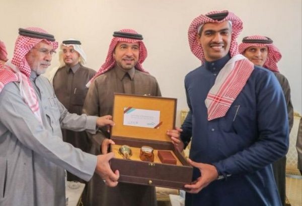 الدمام تشهد تسليم أول مواطن لفيلا من دورين اُنجزت في يومين 