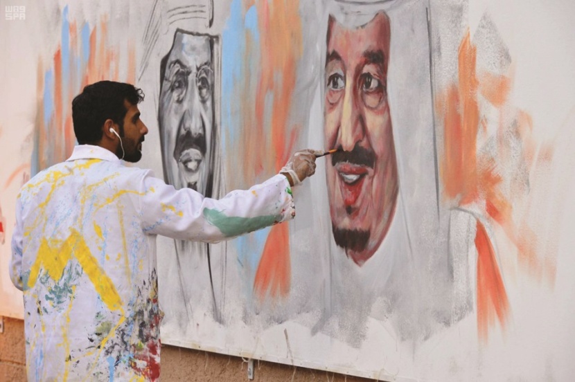 معرض احتراف للفنون التشكيلية المقام ضمن فعاليات جناح حائل في "الجنادرية"