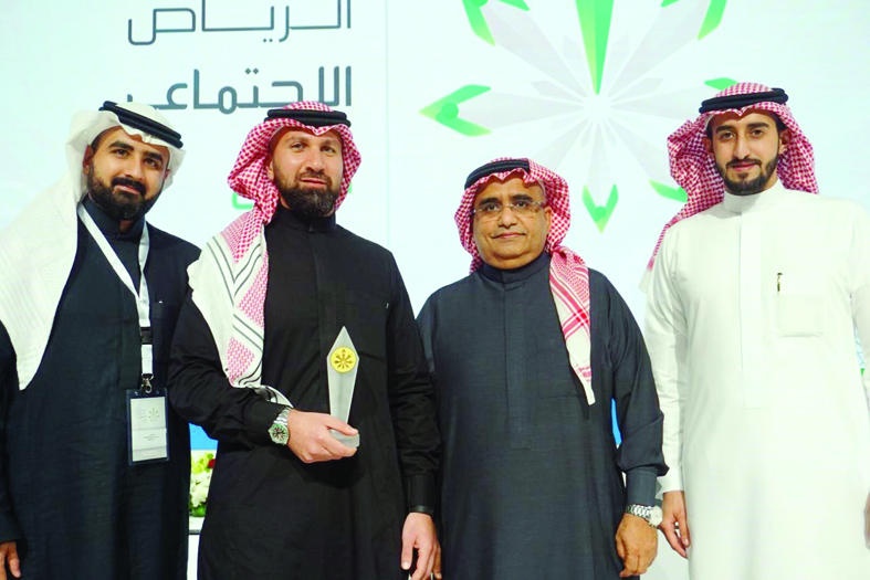 برنامج ريالي يستعرض تجارب نجاحه في منتدى 
الرياض الاجتماعي