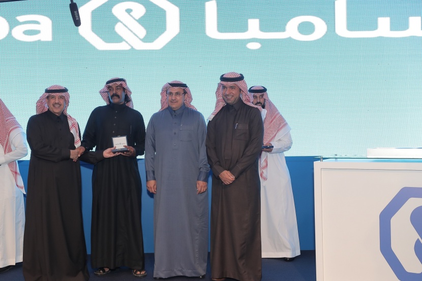 سامبا ينهي معاناة 1000 مواطنا ومواطنة بتقديم 100 فيلا سكنية مؤثثة بالكامل