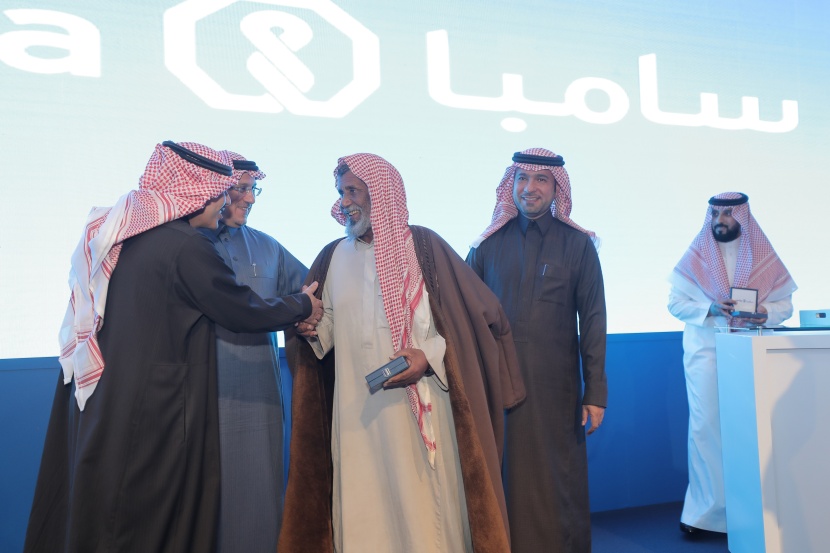 سامبا ينهي معاناة 1000 مواطنا ومواطنة بتقديم 100 فيلا سكنية مؤثثة بالكامل