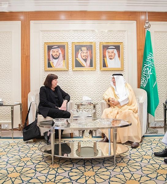 وزير الخارجية يستقبل الممثلة الخاصة لأمين عام الأمم المتحدة المعنية بالأطفال والنزاع المسلح