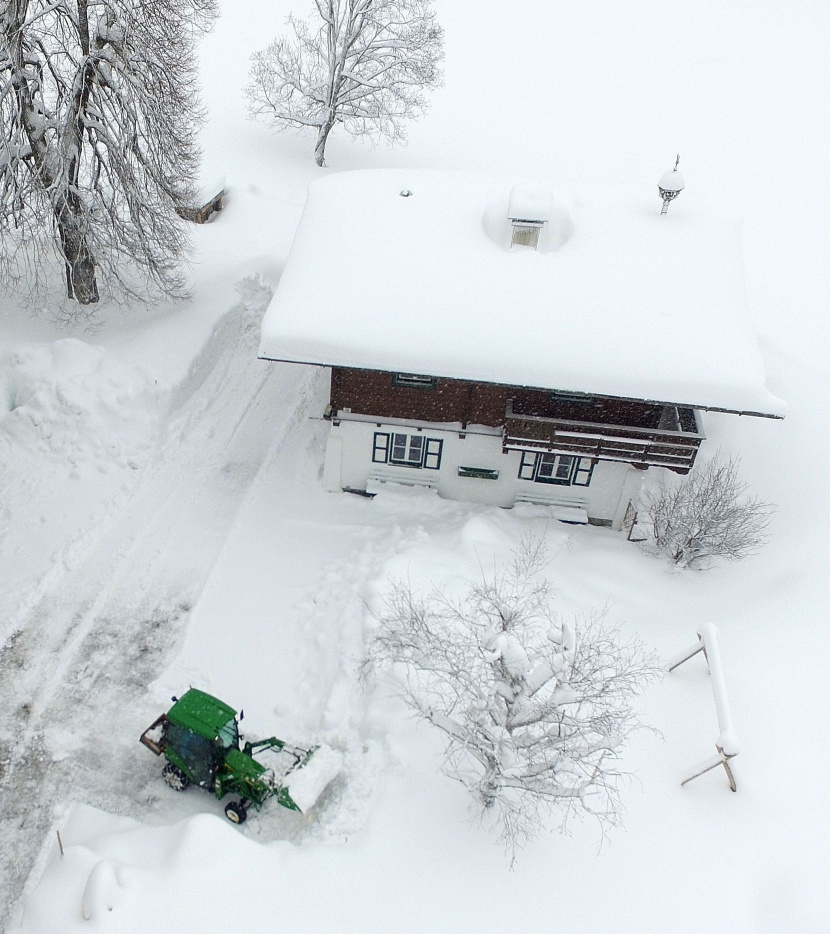 موجة من الثلوج الكثيفة في قلب أوروبا