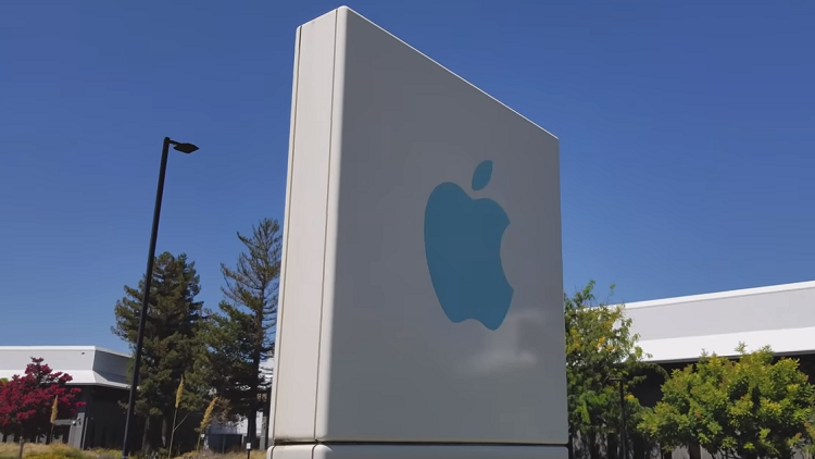 "آبل" تدفع المال للمراهق مكتشف خلل "فيس تايم" وتستعد لمواجهة القضايا