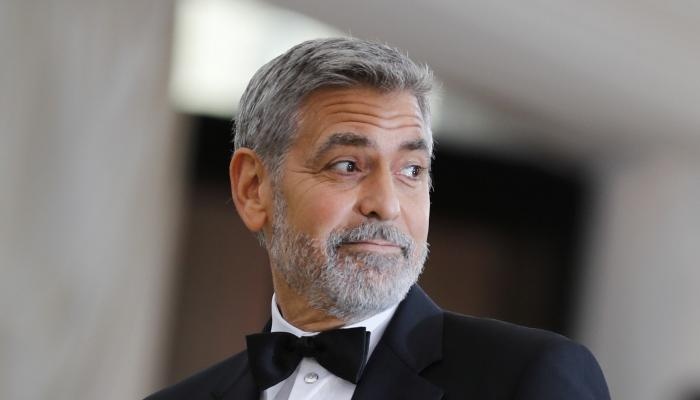 بعد غياب 20 عاما.. جورج كلوني يعود للتلفزيون بمسلسل جديد يناقش جنون الحرب