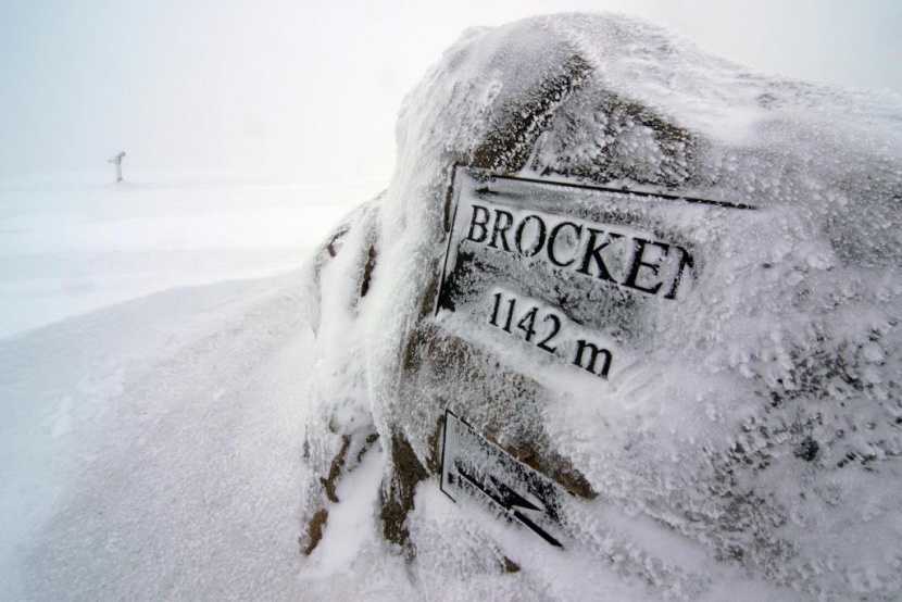 الثلوج الكثيفة تغطي القارة العجوز