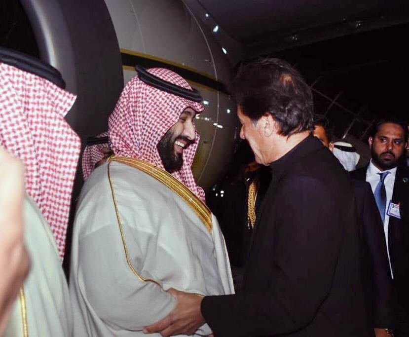 قصة مصورة : ولي العهد في باكستان .. أول محطات جولته الخارجية