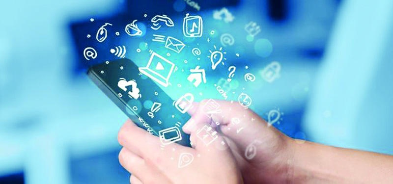 التطبيقات الذكية محرك رئيس لعملية التحول الرقمي