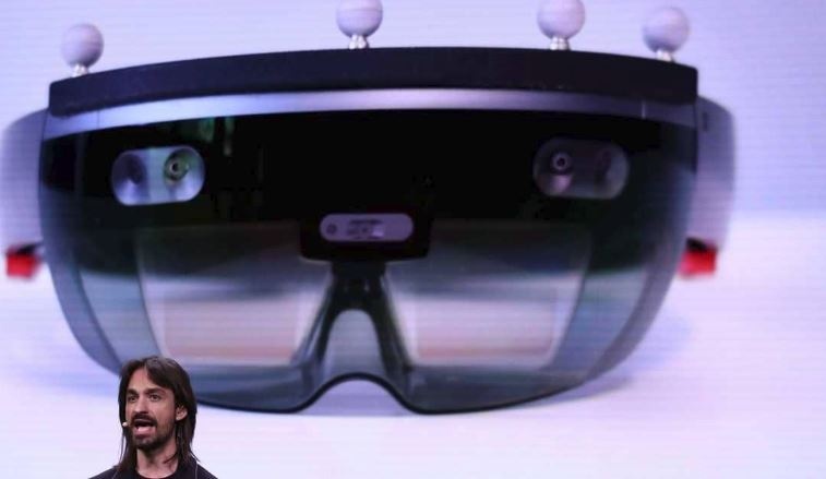 "مايكروسوفت" تطلق النظارة الخارقة.. والمواصفات مذهلة