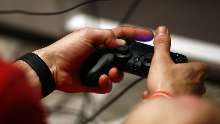 "بلاي ستيشن" خارج الخدمة.. والمستخدمون يتذمرون