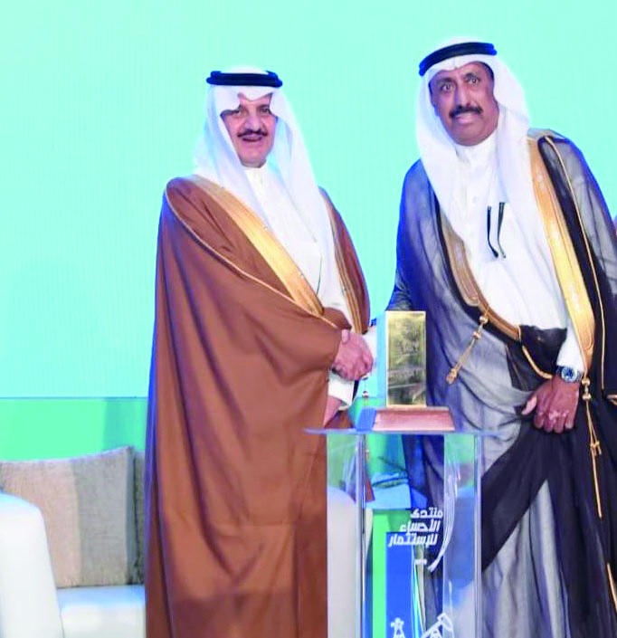 أمير الشرقية يكرم العربي الوطني