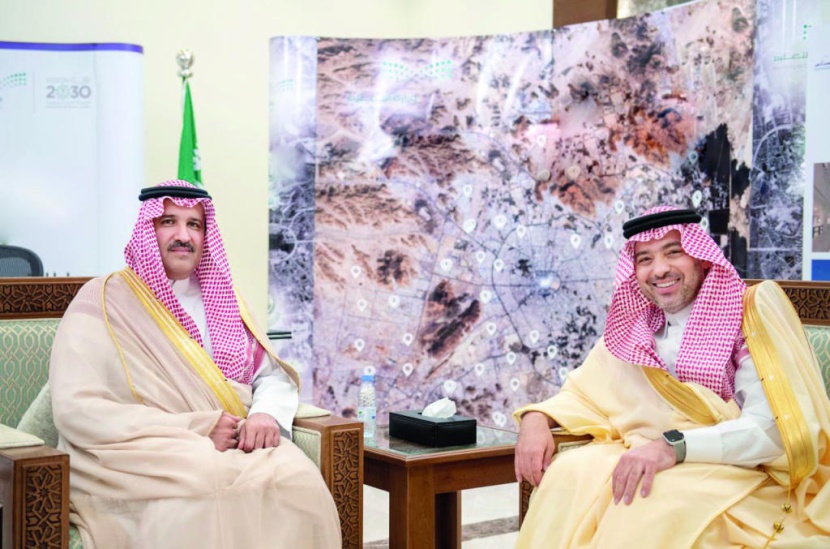 أمير المدينة المنورة يلتقي نائب وزير التعليم للجامعات