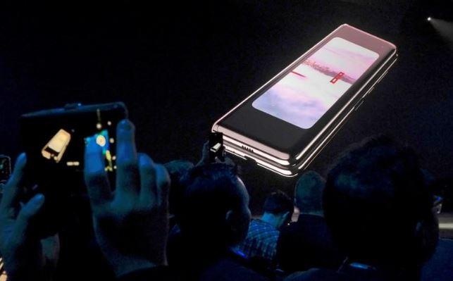 بعد فضيحة جالاكسي فولد.. "سامسونج" في مأزق السمعة السيئة