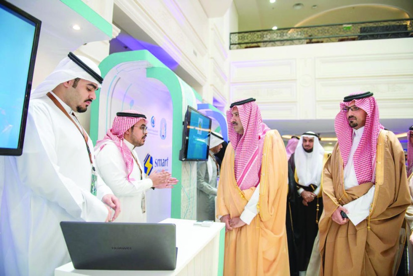 أمير المدينة المنورة: احتضان الإبداع المعرفي 
لدى الشباب خطوة نحو الانطلاق