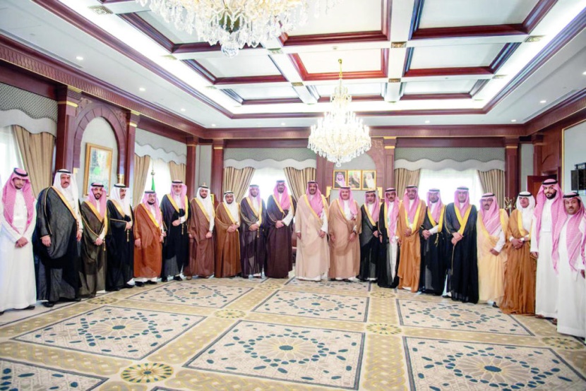 أمير المدينة المنورة يلتقي أمناء مجالس المناطق
