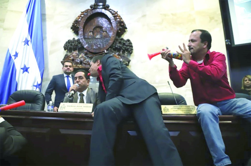 احتجاج مزعج